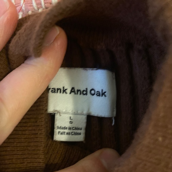 Frank and Oak Top - Picture 2 of 2